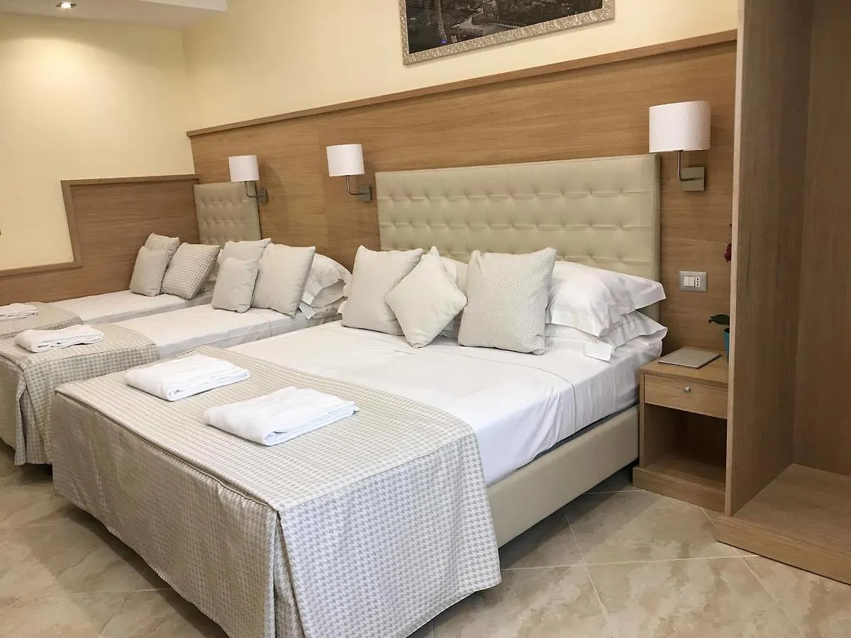 Esposizione Palace Hotel Roma Italia