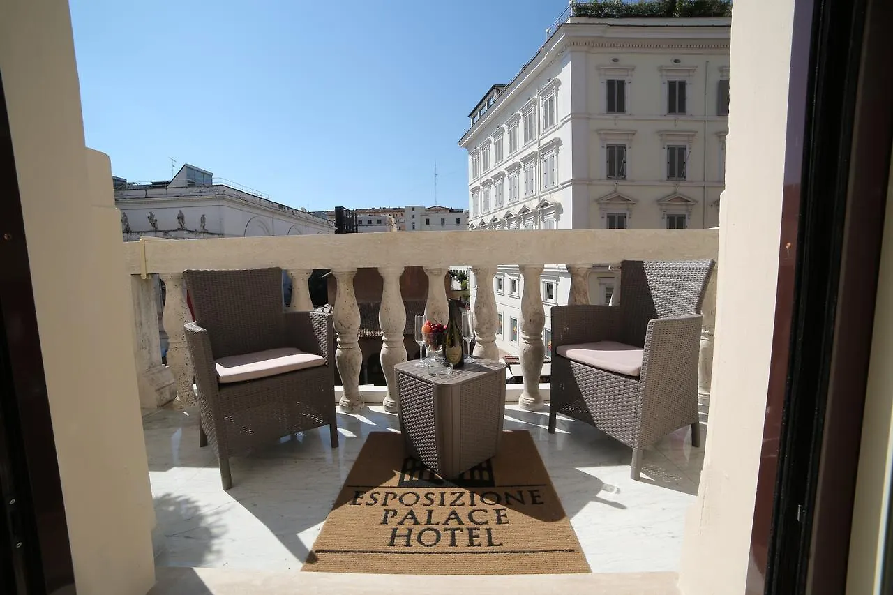 Esposizione Palace Hotel Roma 2*,  Italia